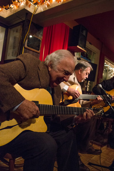Bucky Pizzarelli 