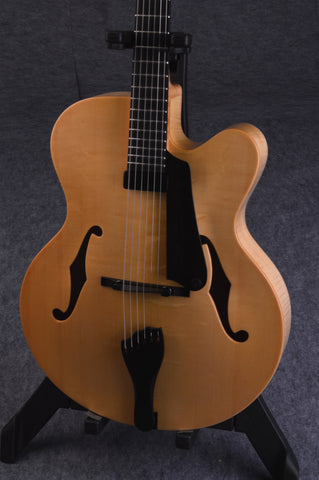 SOLD - American Archtop Dream 17"