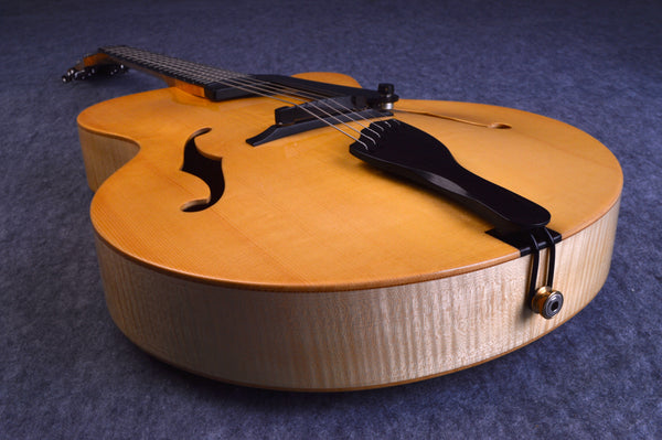 SOLD - American Archtop Dream 17"
