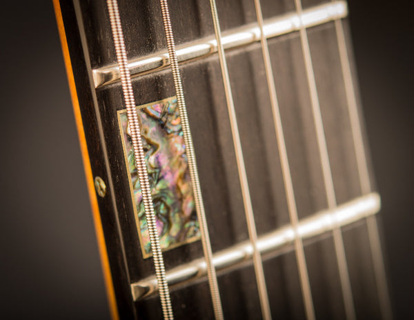 archtop with inlay with gold and pearl 